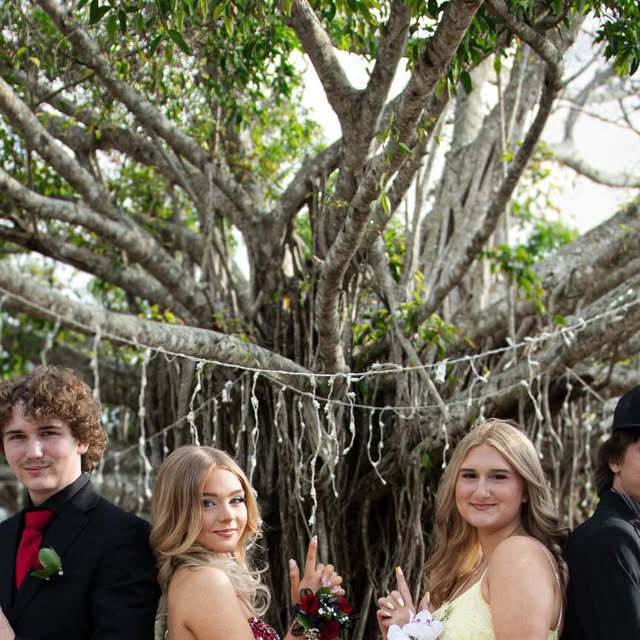So blessed to have captured these prom pics @londonvera53